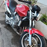 Honda Hornet 919