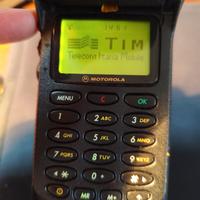 Cellulare Motorola  StarTac + Charger+ 2 Batterie
