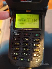 Cellulare Motorola  StarTac + Charger+ 2 Batterie