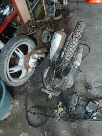 Motore scarabeo 50 2t 4t zip sh 150