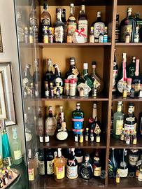 Bottiglie e mignon liquori vintage