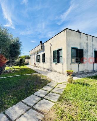Villa bifamiliare Terracina [Cod. rif 3267763VRG]
