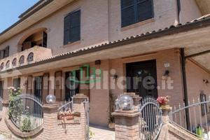 Villa per 2 famiglie