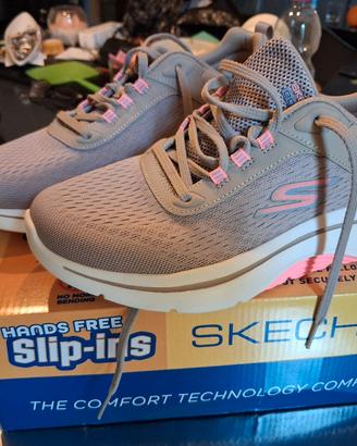 skechers  memory foam n.39/ 8,5 nuove 
