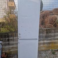 frigo con congelatore
