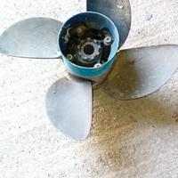 Elica Ballistic plastica 18 passo variabile