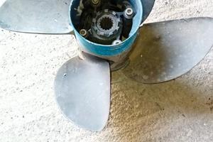 Elica Ballistic plastica 18 passo variabile