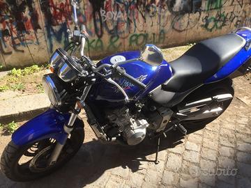 Moto Honda Hotnet
