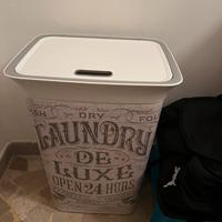 Cesta portabiancheria