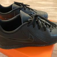 Scarpe calcio a cinque