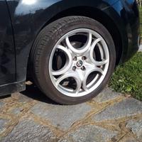 Gomme hifly con cerchi multistagione 215/45/70