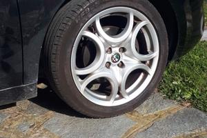 Gomme hifly con cerchi multistagione 215/45/70