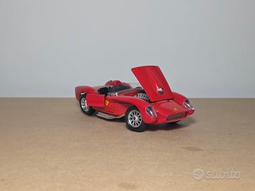 Modellino Ferrari 1/24