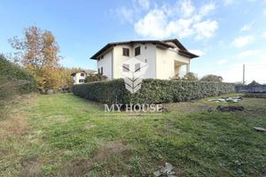 Appartamento di 140 m² con 5 locali a Artena