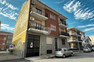 2 LOCALI A SETTIMO TORINESE