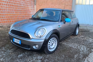 MINI 1.4 Benz 16v One