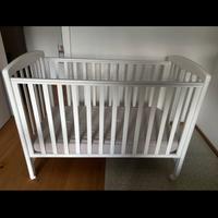 Lettino cuoricini con materasso italbabay