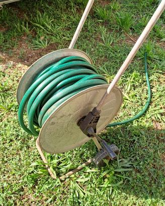 Tubo acqua con avvolgibile
