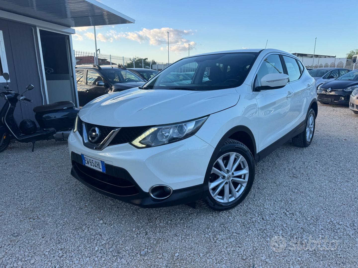 Nissan Qashqai 2014 photo 2