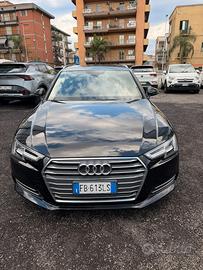 Audi A4 Avant 190 cv autom. S- Line Sport Business