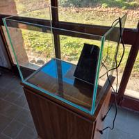 Acquario 100L con filtro e mobile