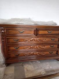 Camera da letto completa antica