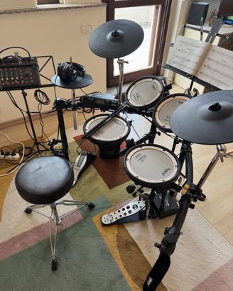 BATTERIA ELETTRONICA ROLAND TD-4