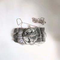 Borsa. Elegante pochette color argento, perfetta p