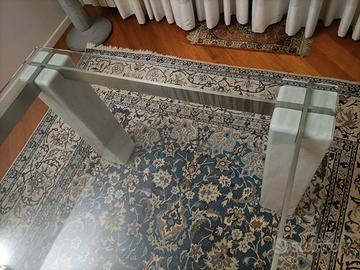 Tavolo in cristallo con basi in marmo Skipper