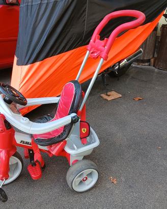 Triciclo Faber modello Ferrari