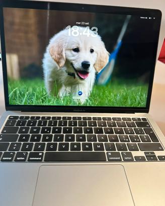 Apple MacBook Air 13" con chip M1