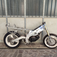 Supermono Xt600