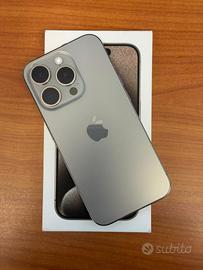 Apple iPhone 15 Pro 256GB Natural Titanium