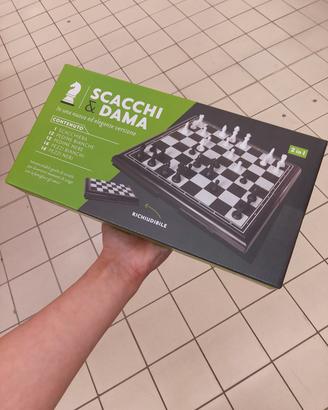 Gioco da tavolo scacchi e dama