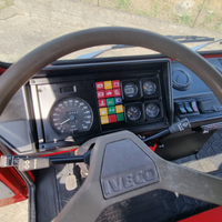 Camioncino compatto iveco 6 ruote