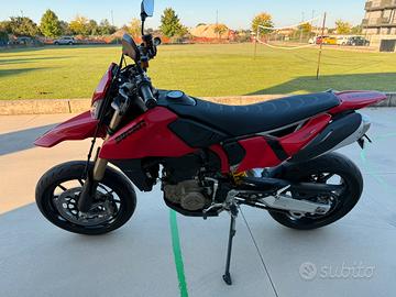 Ducati 698 hypermotard