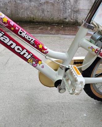 Bicicletta per bambini.