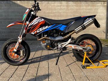 Ktm 690 smc - 2009