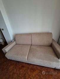 Divano letto in tessuto anti macchia 2 posti