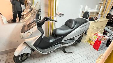 Burgman 400