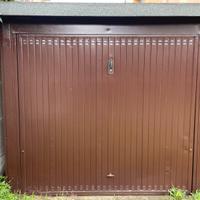 Garage medie dimensioni in zona stadio