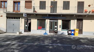 Locale commerciale uso negozio
