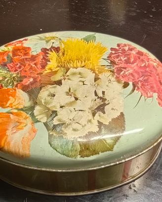 Scatola di latta caramelle Motta Fioretta