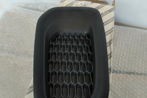 GRIGLIA LATERALE DESTRA PARAURTI ANT 735599428 JEE