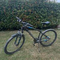 Mountain Bike Rockrider 100 buone condizioni usata