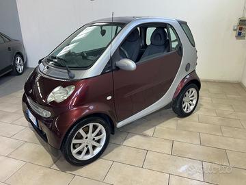 Smart ForTwo 700 coupé grandstyle (45 kW)