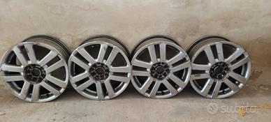 cerchi da 16 doppio attacco  montati su golf 4 