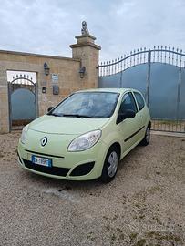 renault twingo benzina