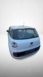 PARTE POSTERIORE 2016 FIAT 500L 1.3D