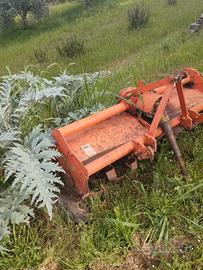 fiate trattore cingolato con fresa e aratro 